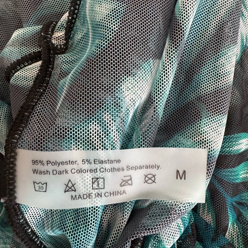 SHEIN Beach/Swim Coverup Romper - Picture 2 of 7